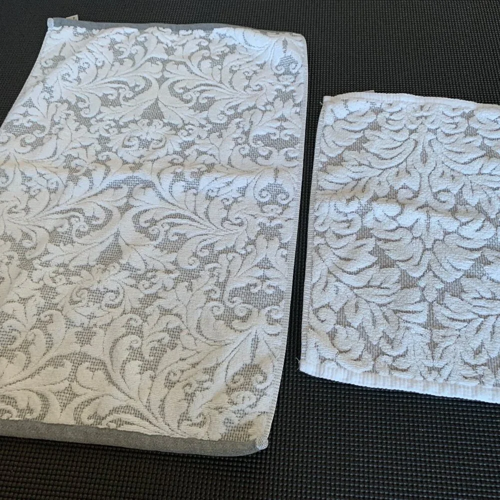 NEW, BUNDLE, 6 Piece Matching Set of Bath Towels, Hand Towels, Washcloths